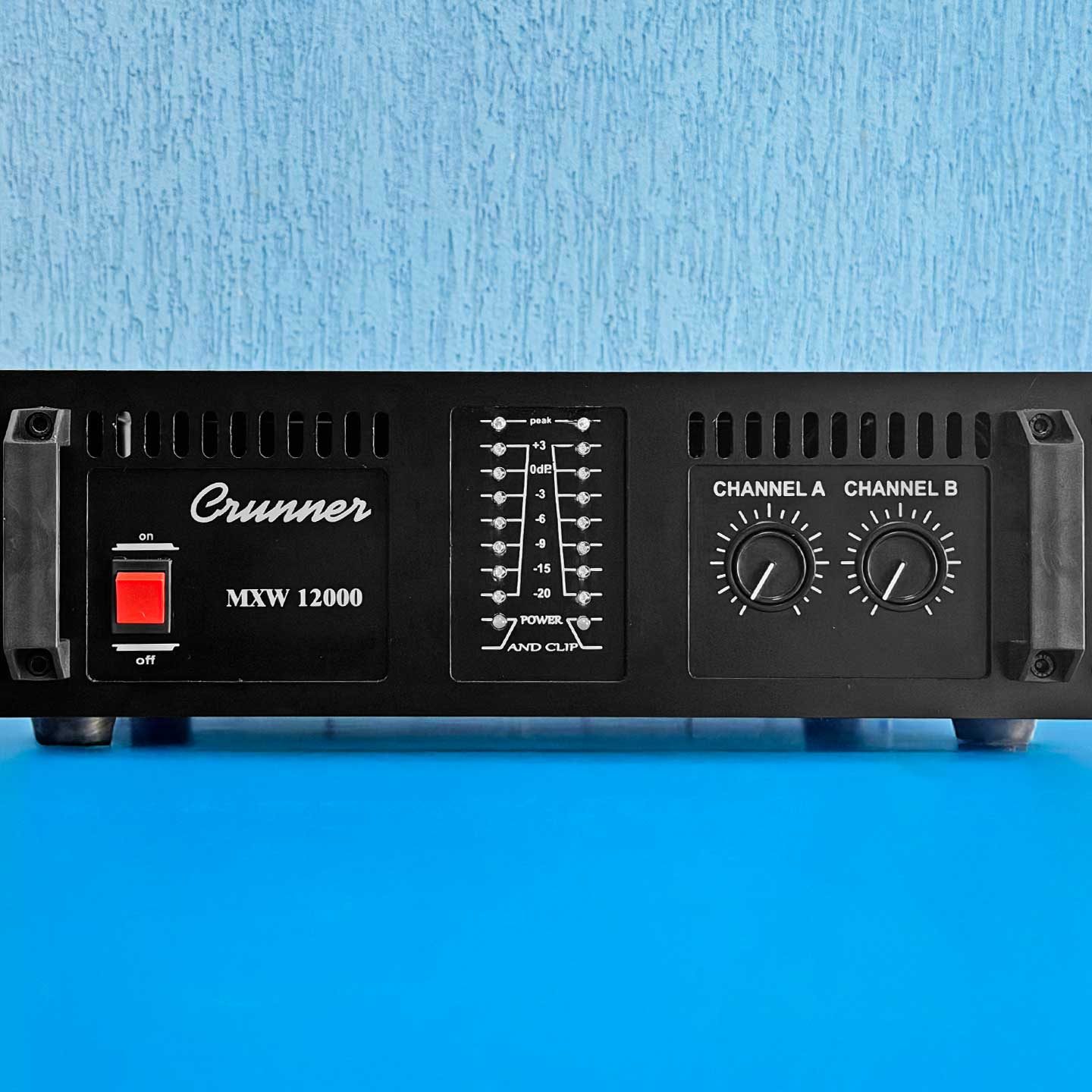Potência MXL 12000 Crunner